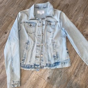 Light wash Denim Jacket